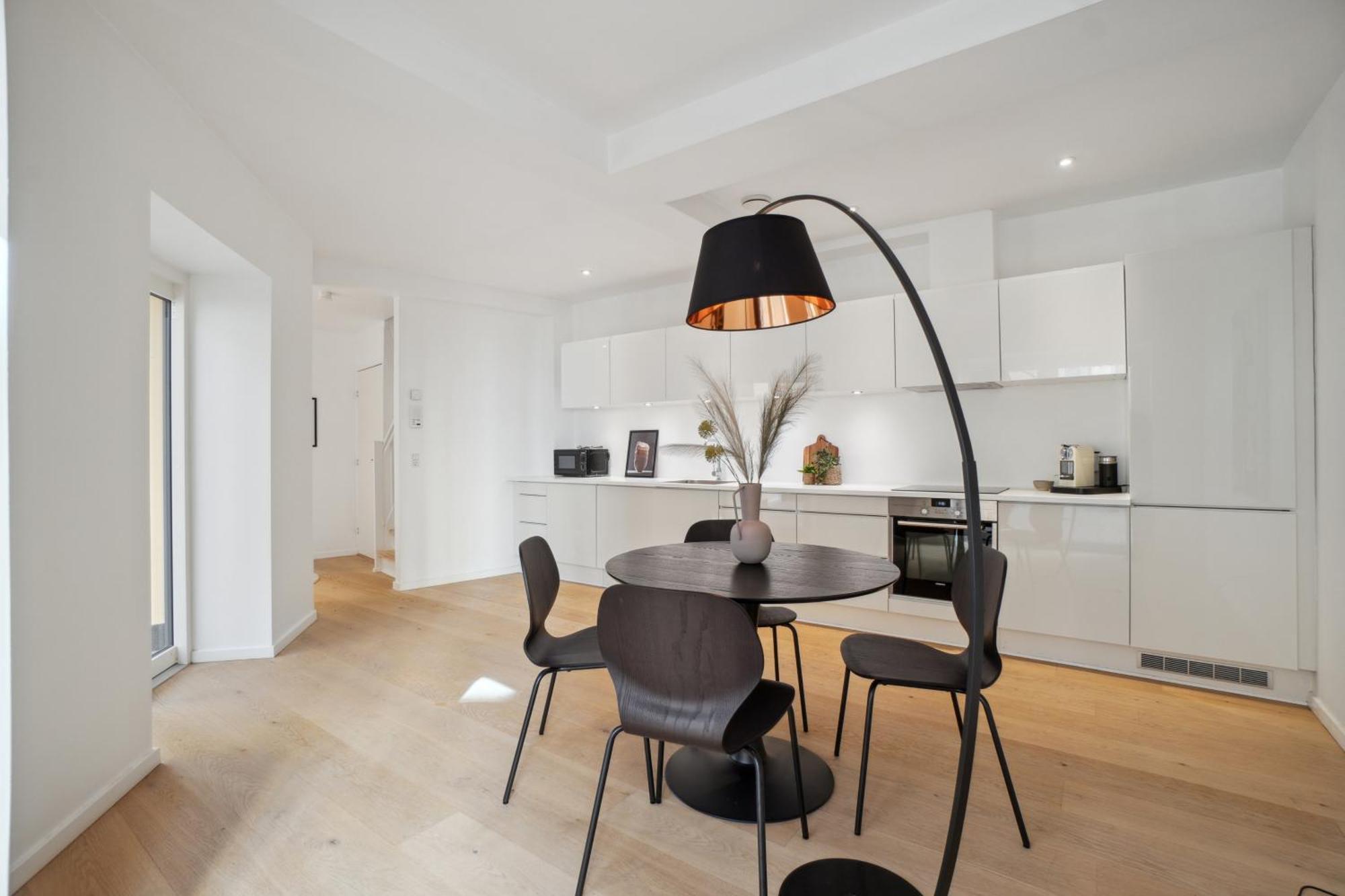 Nyrenoveret Designerbolig I Hjertet Af K