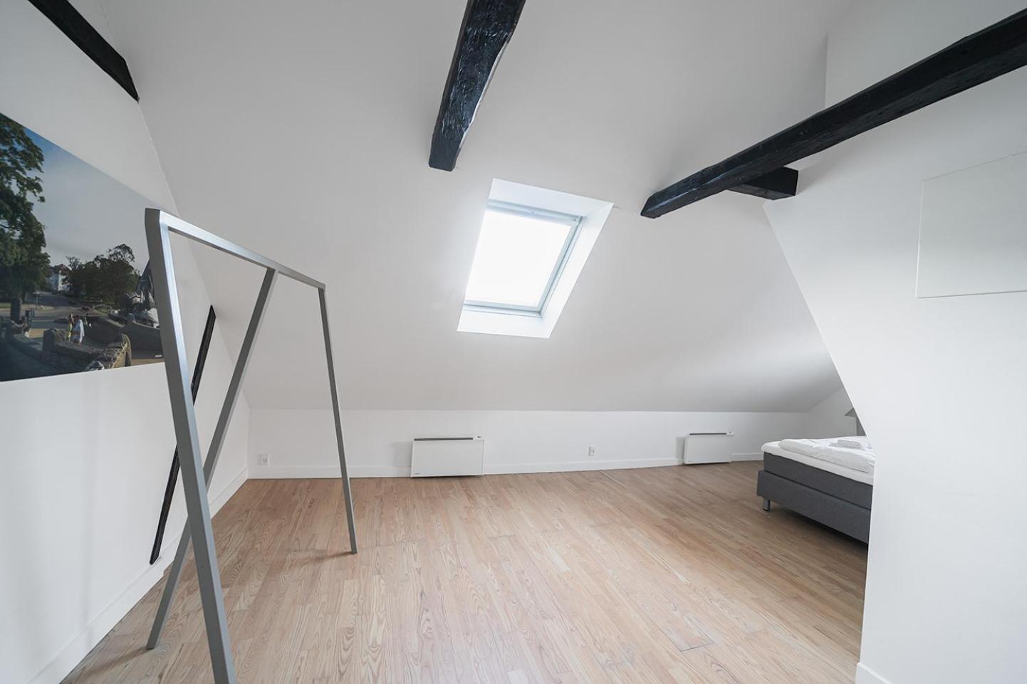Charming 2-bed Duplex In Great Location