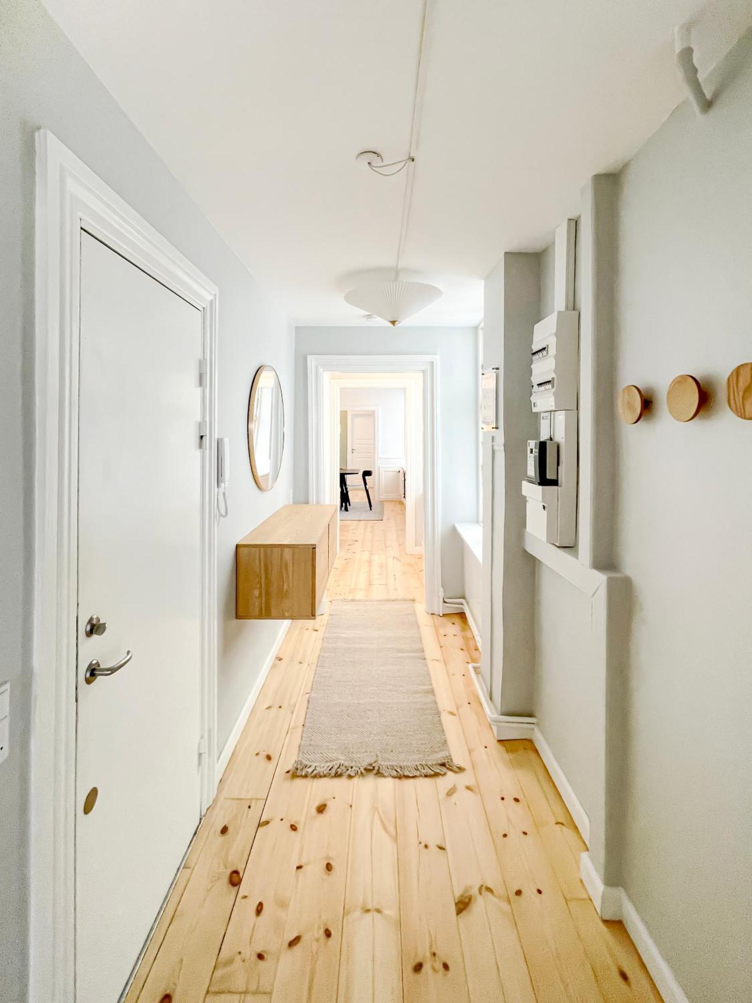 Big 4 Bedroom With Bathtub By Cph Hall Square *