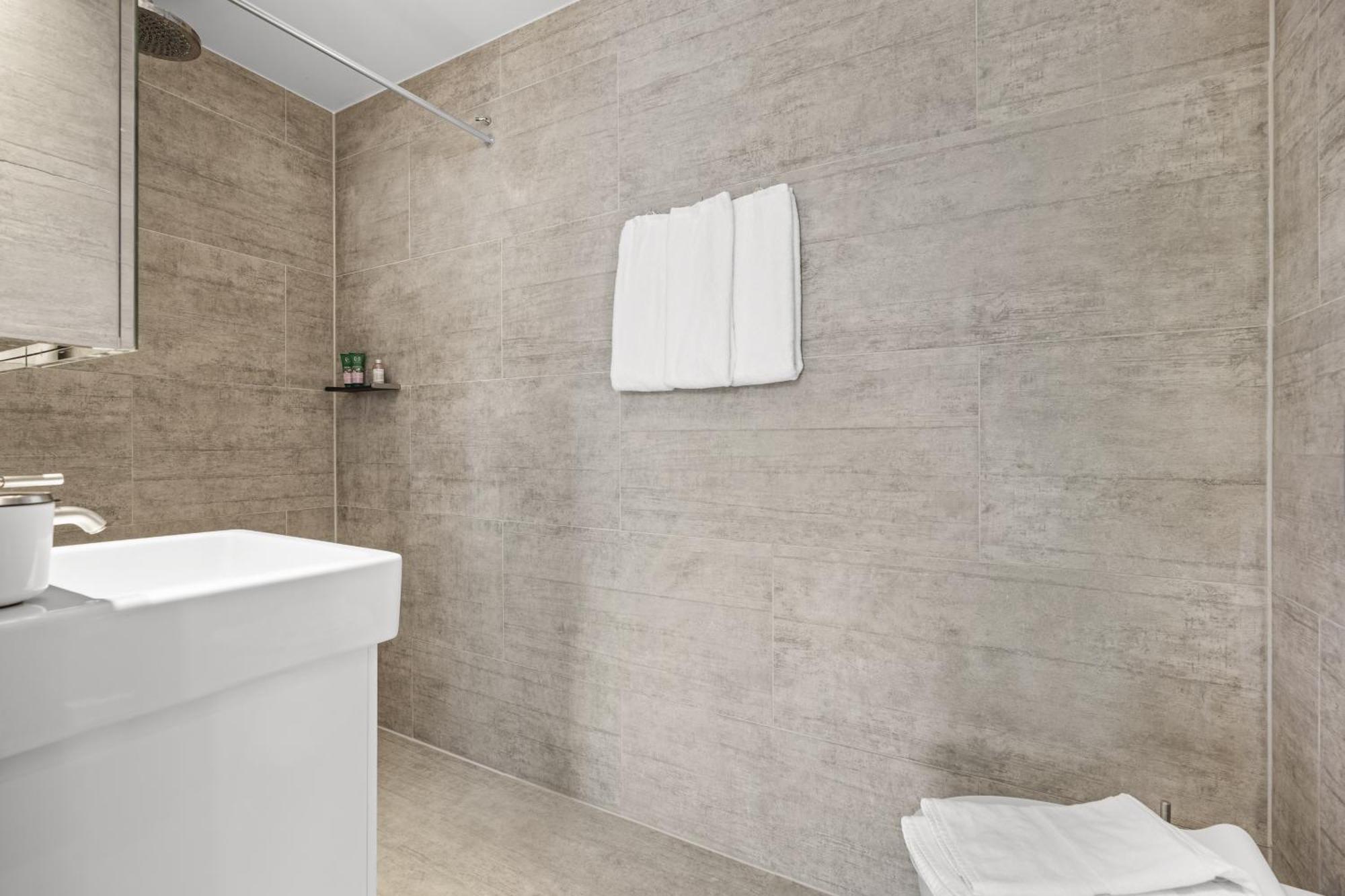 Dinesen Collection Luxury