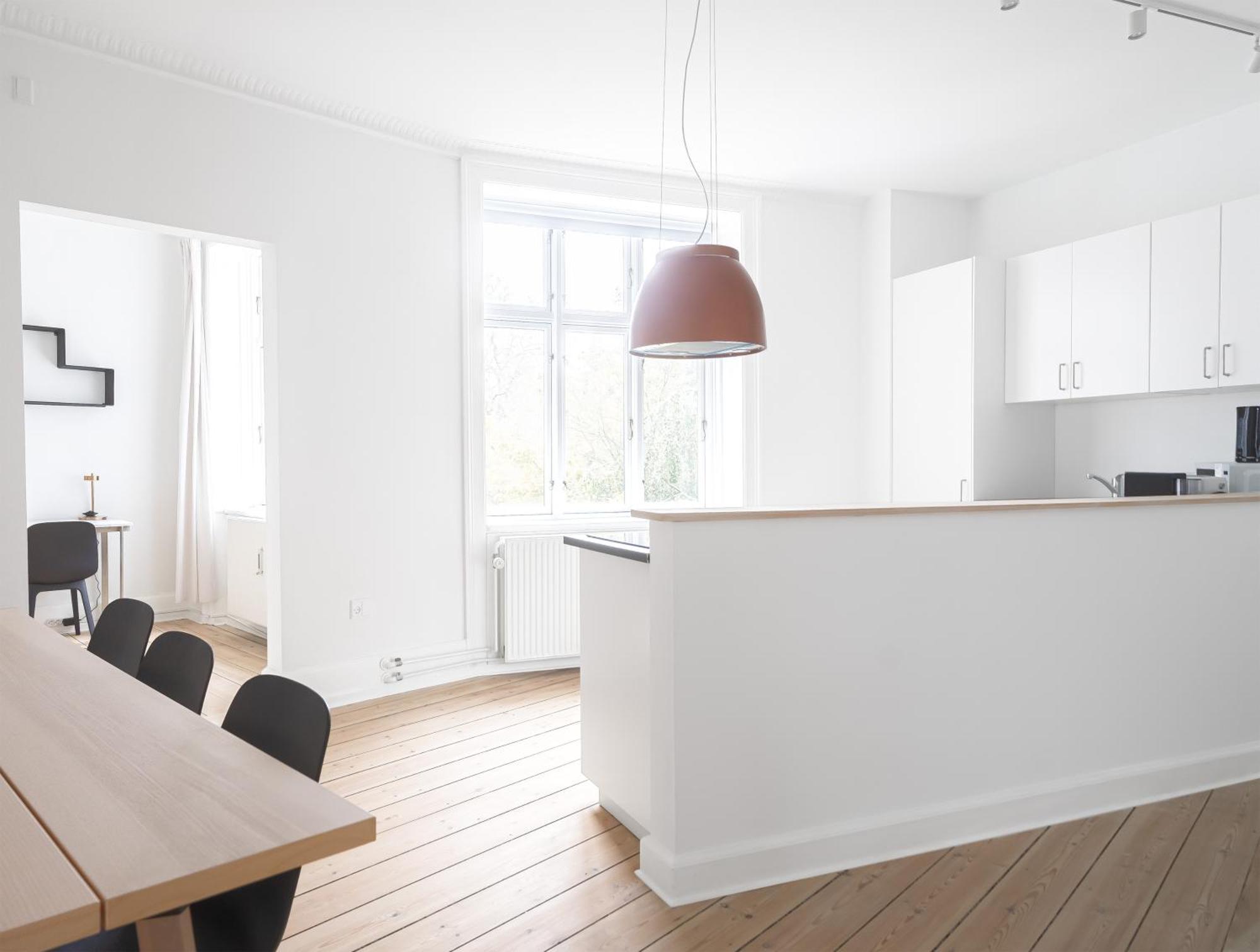 Beautiful 2-bedroom *