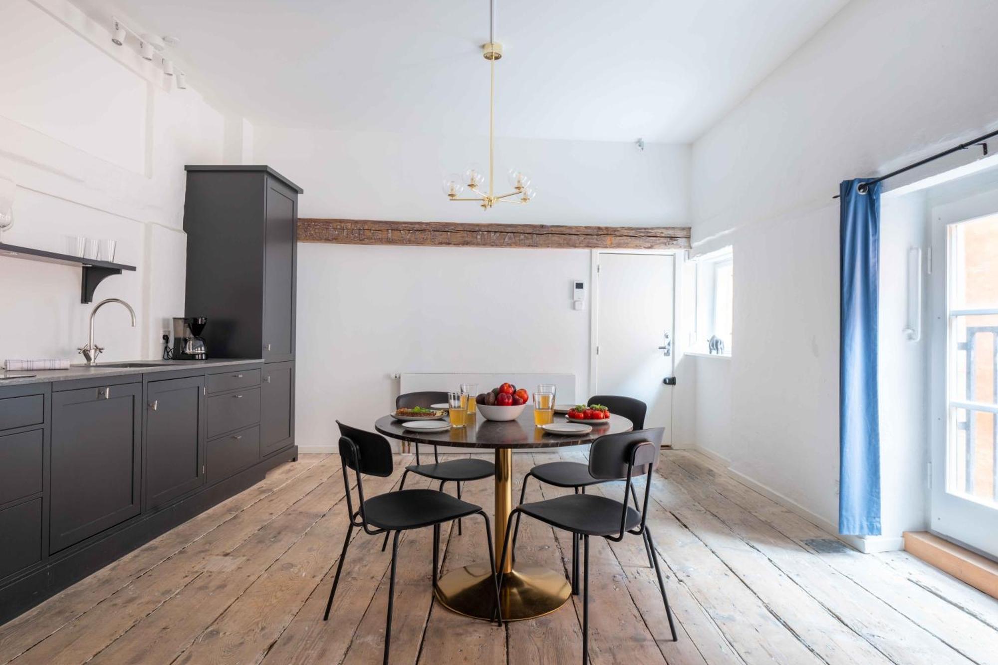 Charismatic Flats In Old Town Kopenhagen