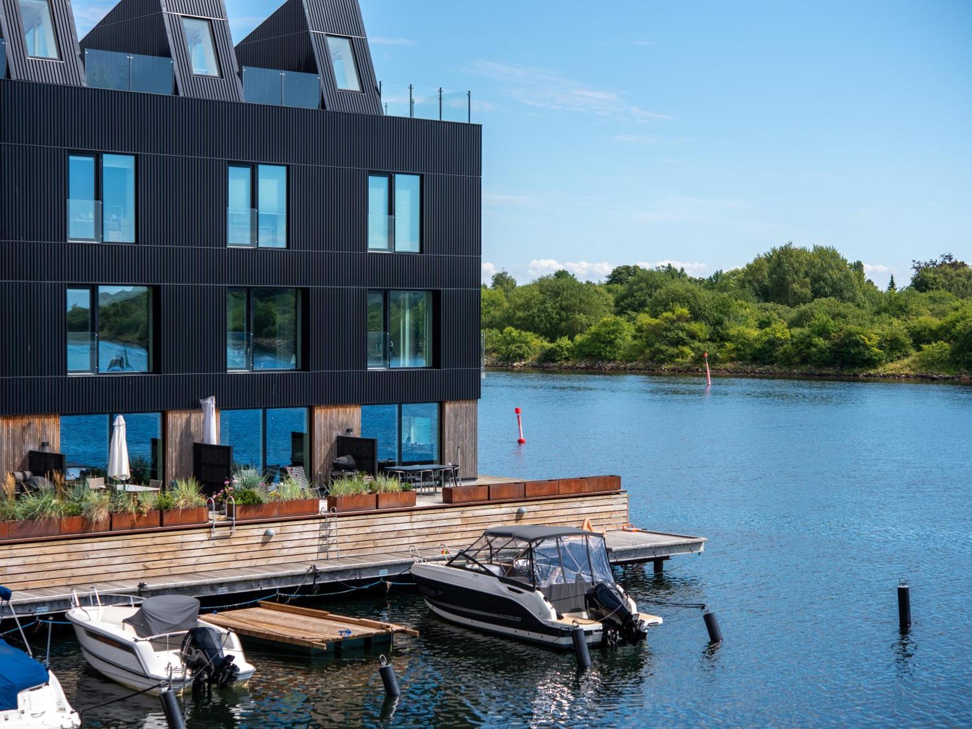 Holiday home Sanders Pier - Fantastic 3-bedroom Townhouse With Balcony Terrace Copenhagen