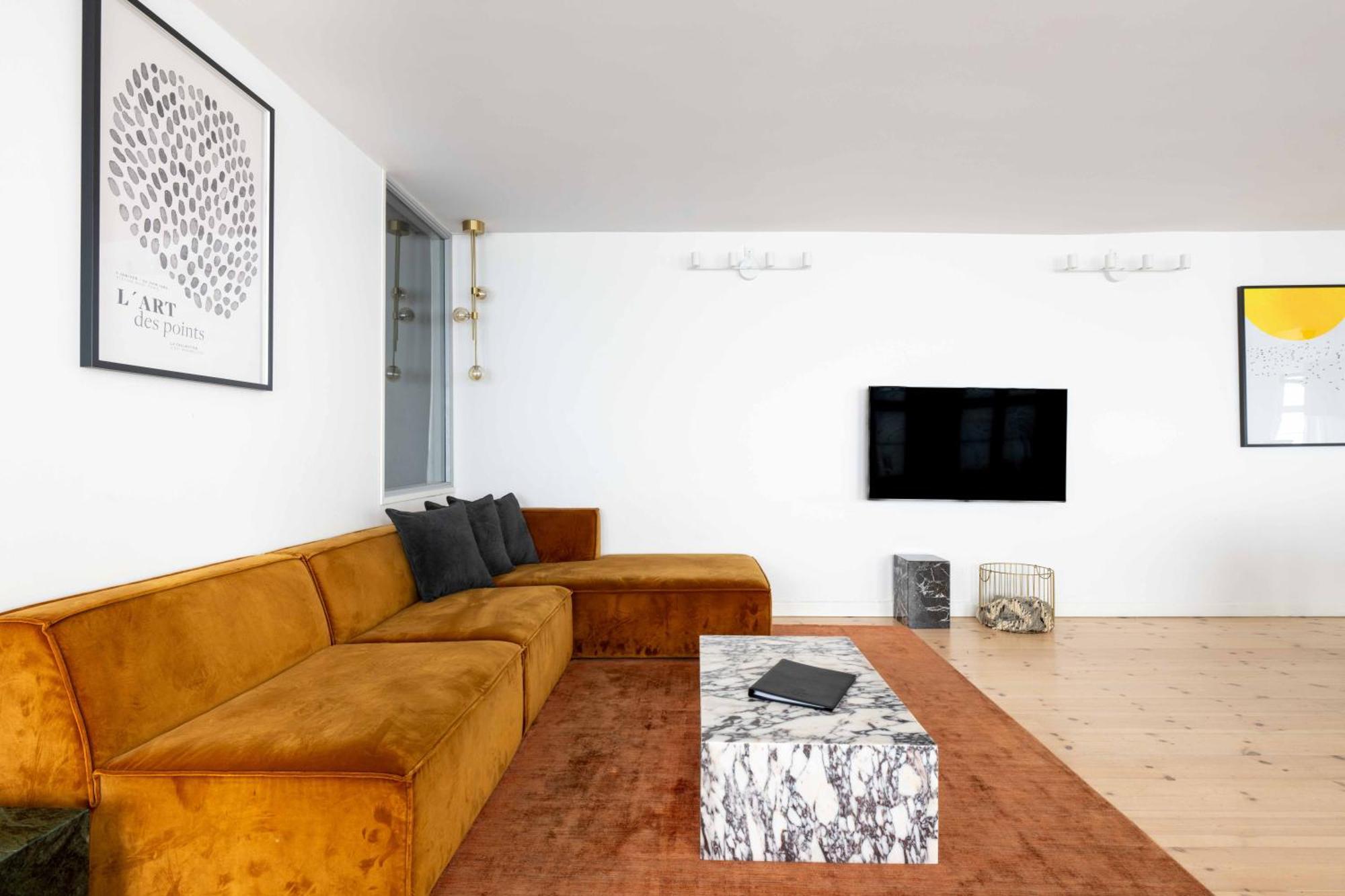 Apartment On Location By Round Tower