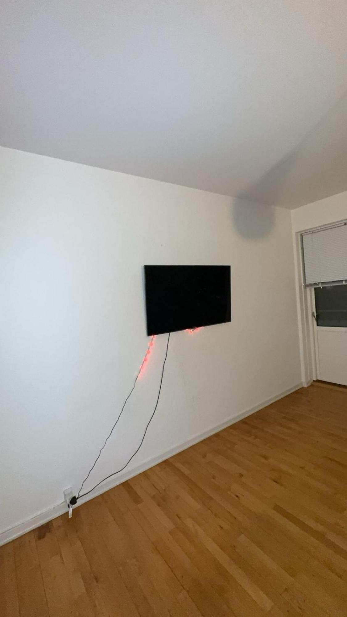 Cheap Near Apartment *