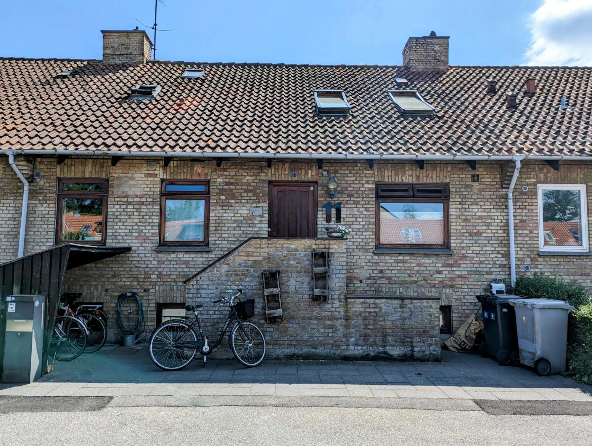 Lejlighed Cozy Haven - Bright Small Rooms, Easy Public Transport