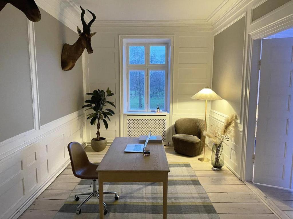Lejlighed Luxury 'kings Garden View' 260m2 Prime Located Flat *