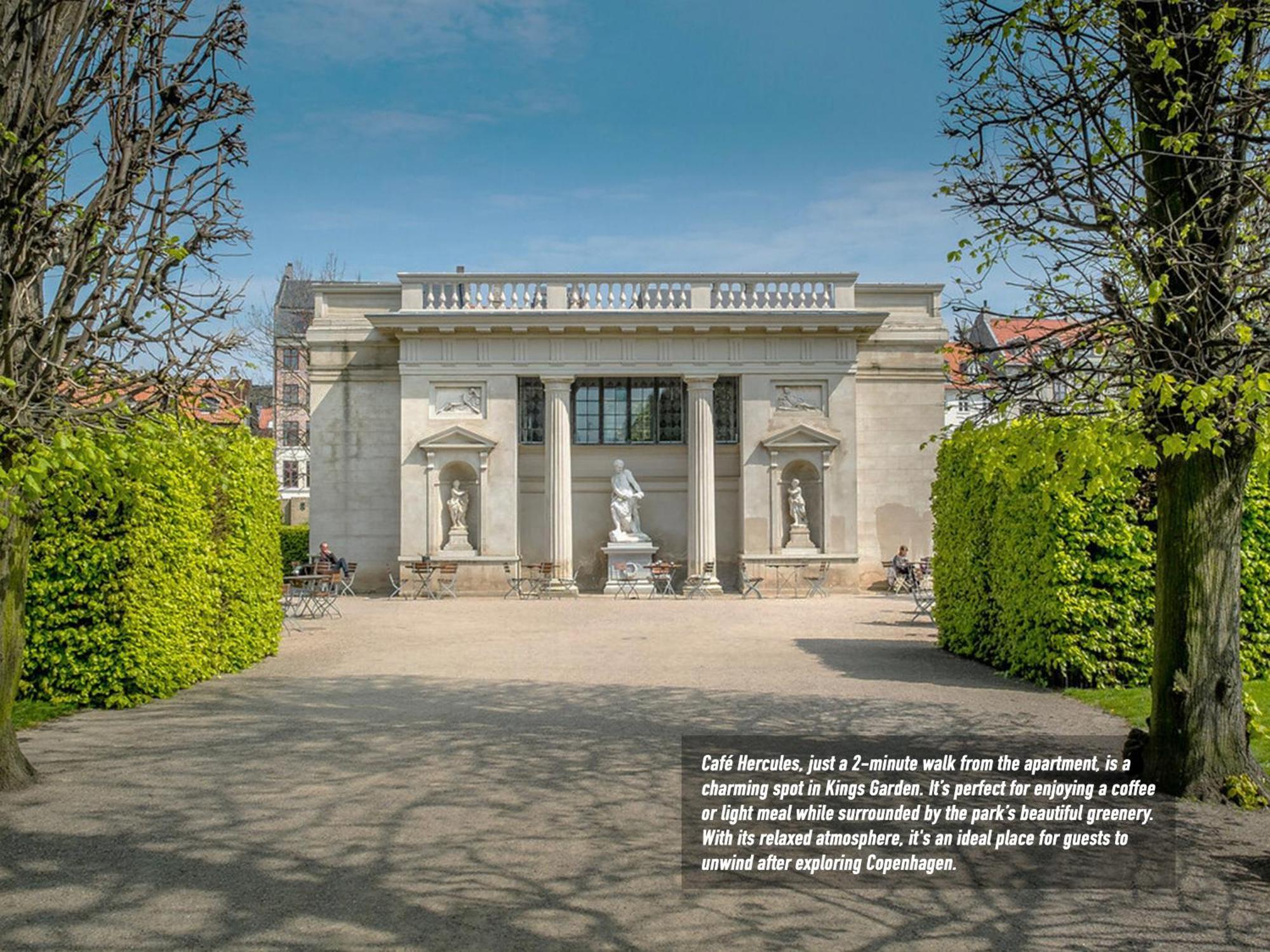 Luxury 'kings Garden View' 260m2 Prime Located Flat