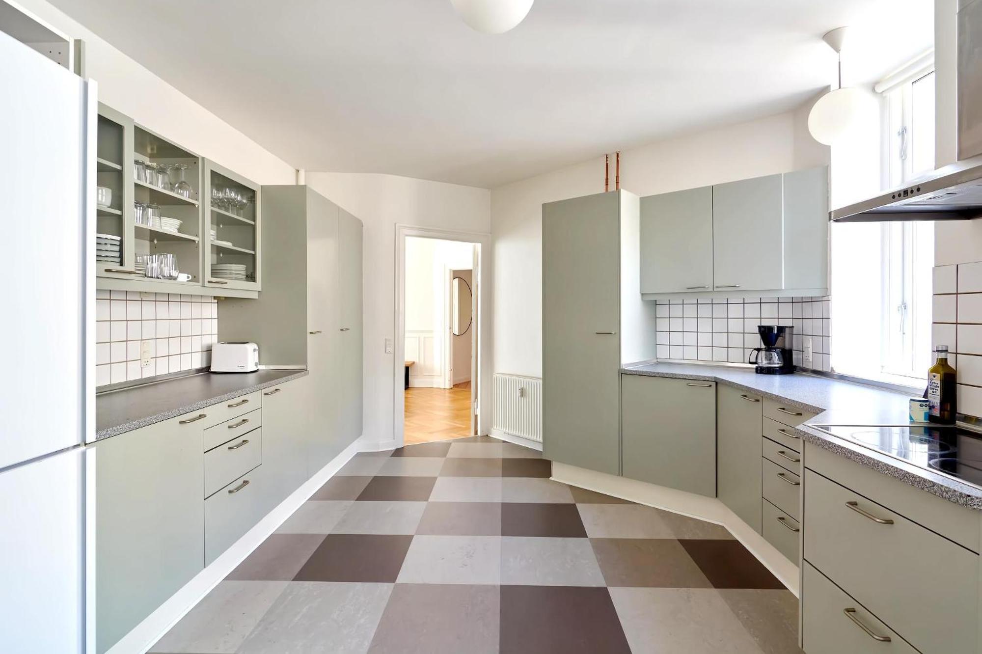Huge Modern & 2br Loft