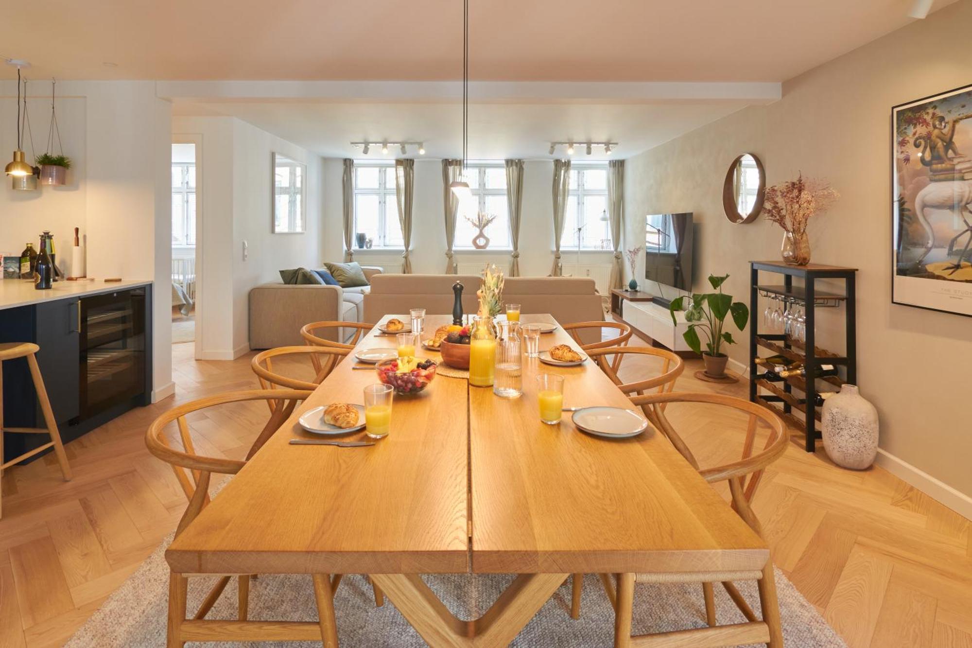 Designer 2 Bedroom With Private Balcony Appartement