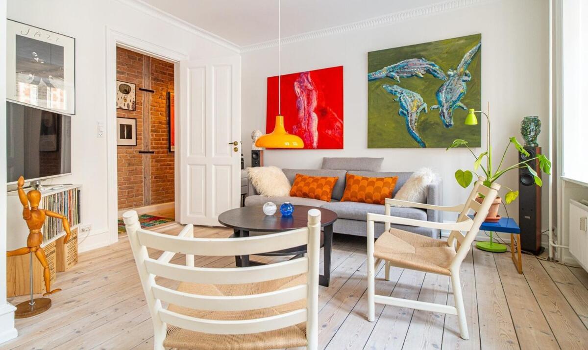 Apartment Stylish & Spacious In Trendy Norrebro