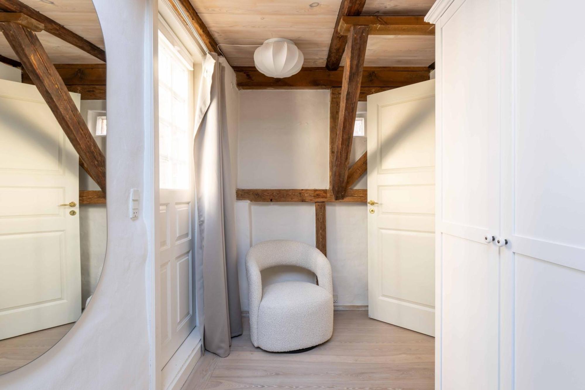 Stylish Duplex In N Apartment *