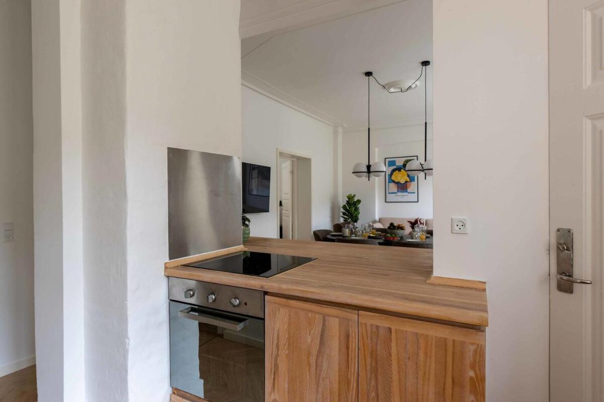 Stylish And Bright 2 Bedroom In Cph N Appartamento