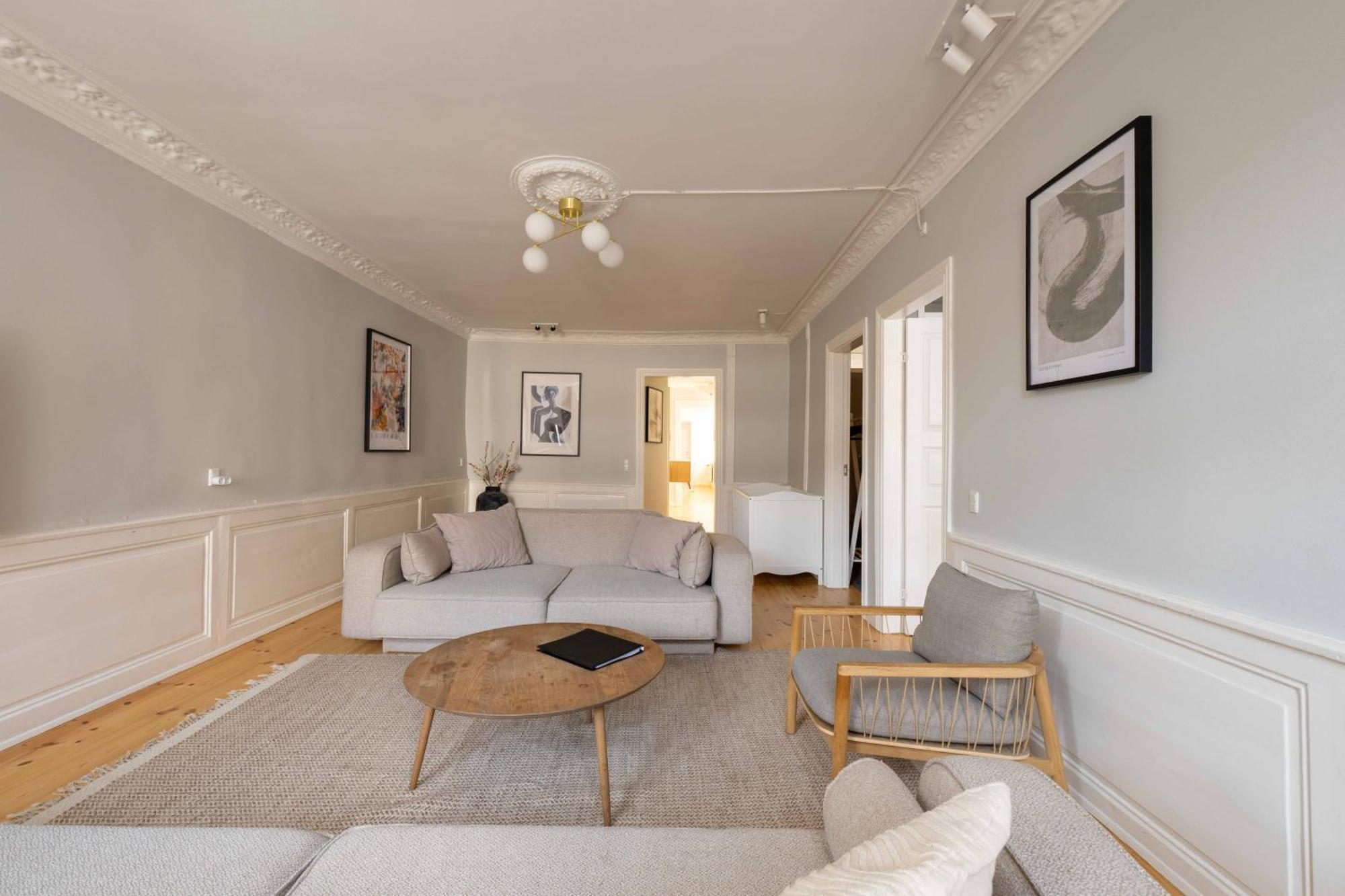 Apartment Big 4 Bedroom With Bathtub By Cph Hall Square *