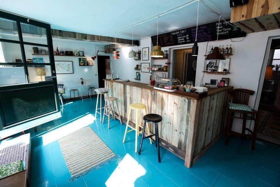 Albergue Capsule - *