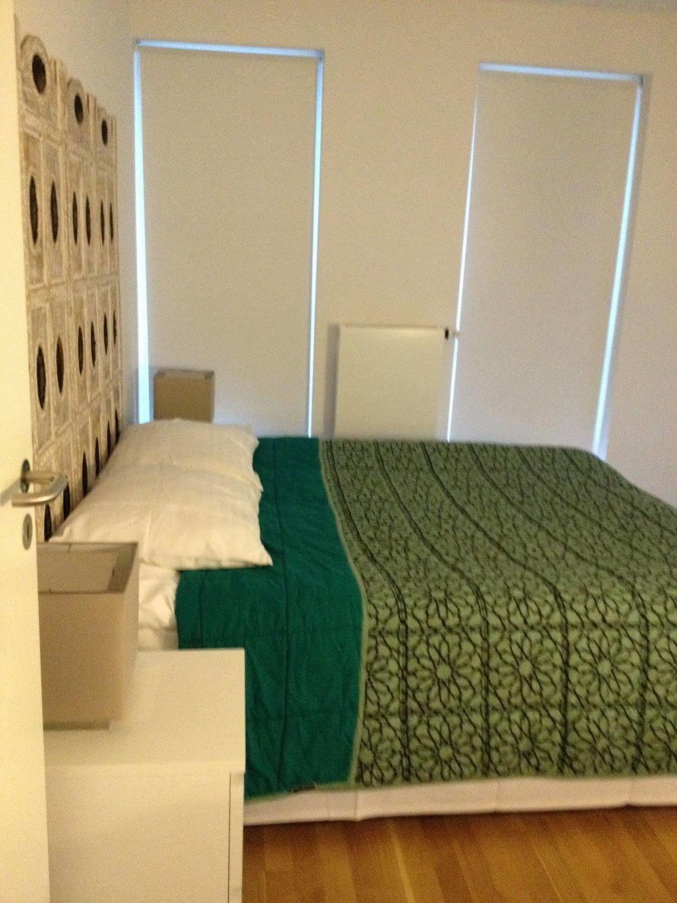 Canal Apartment *