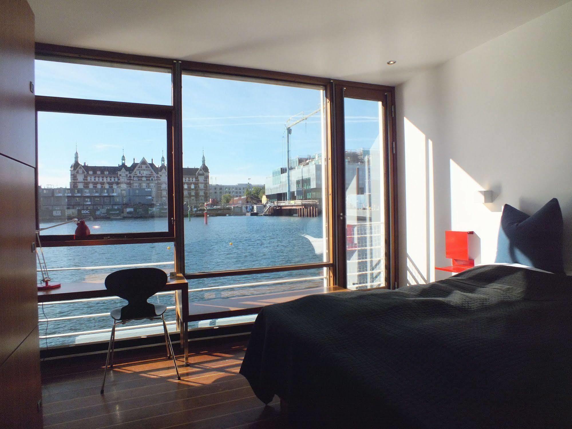 Botel Cph Living Copenhagen