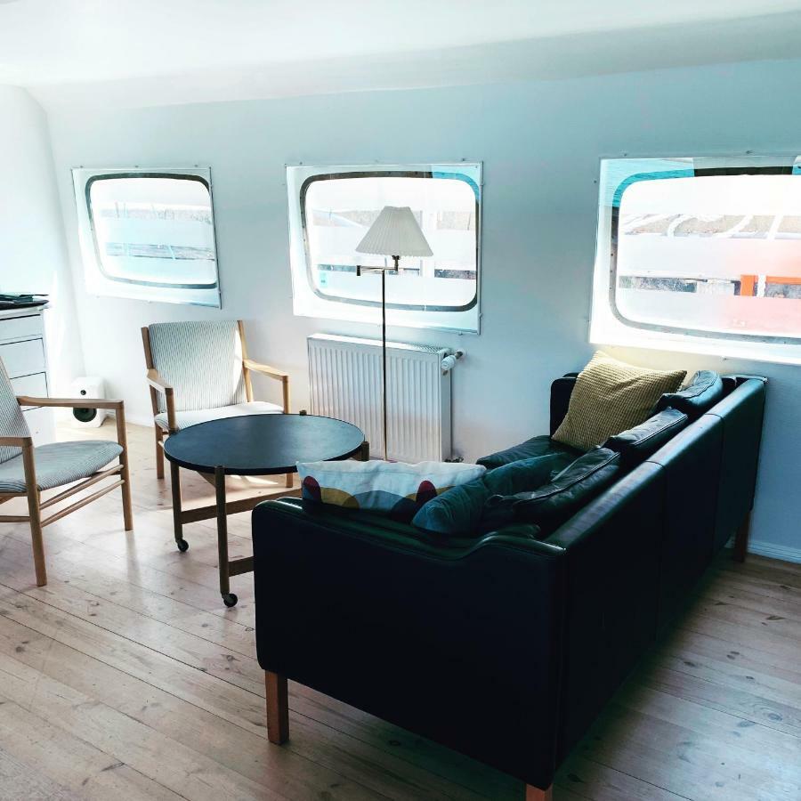 Houseboat