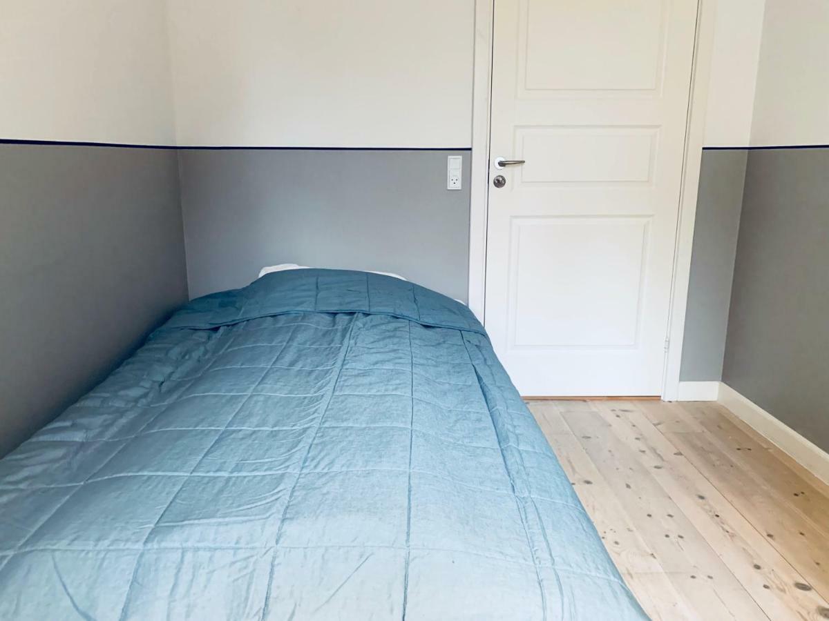 Seven-bedroom - Best *