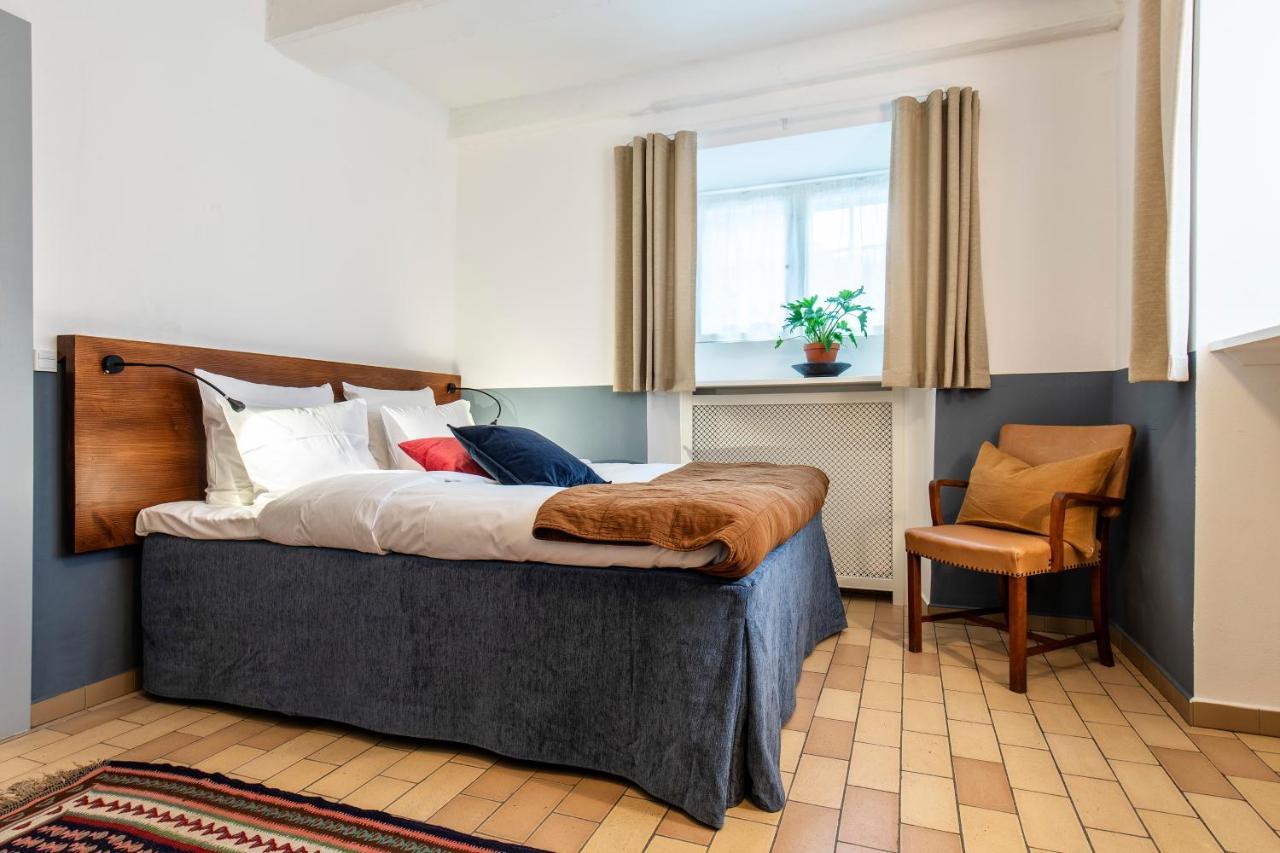 Kanalhuset Hotel *
